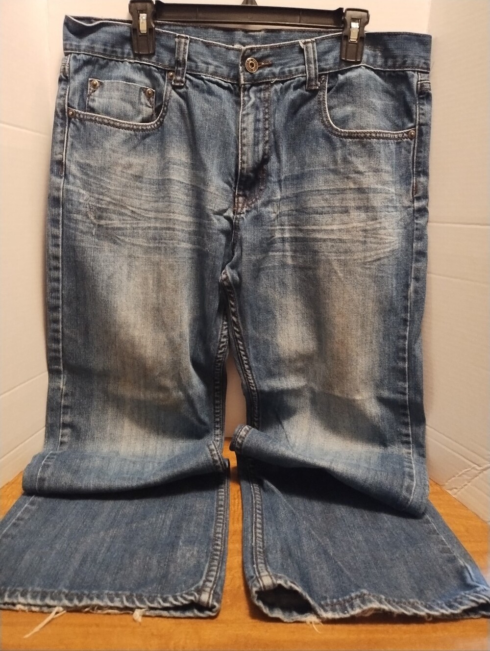 Classic Men's Blue Washed Jeans